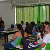 curso de Língua Brasileira de Sinais