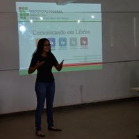 curso de Língua Brasileira de Sinais